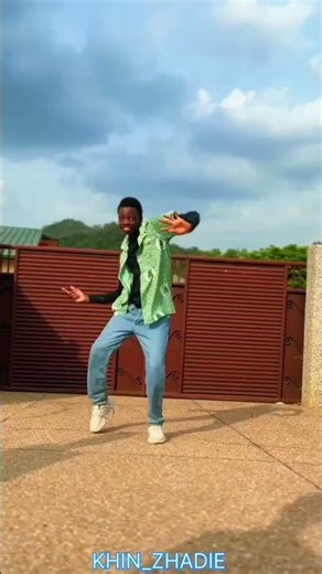 last one ,last one ....@Elite dance crew@Ken lee @MIGHTY_REIGNS @Derosen jnr@ykb@Evi leeeDc:@nonstop