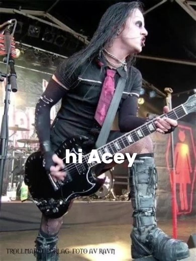 Exploring the 90s Metal Scene with Murderdolls and Slipknot