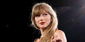 These Are the Exact Red Lipsticks Taylor Swift Wears