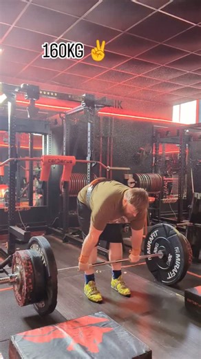 Paul Smith on Instagram: "160KGx2 Reactive clean and press PB 👌 Trying to get to Britain's Strongest Man day 54 Fake @giantslivestrongman prep is done! Surprised myself today, it was going to be quite a chilled session with Nancy in the gym with us as I feel like I've used up all my hype and am mentally ready for a deload. I didn't expect to be lifting anything heavy however my body clearly disagreed and felt way too well recovered to not put some weight on the bar 😂 definitely the best set I'