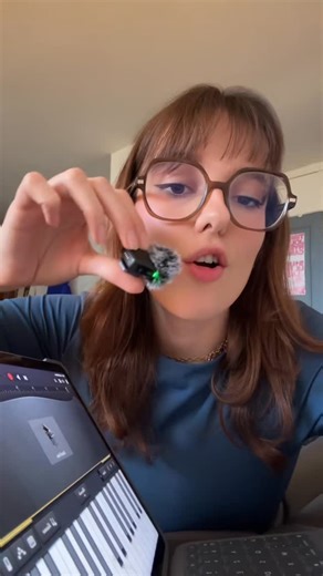 Bavardage (Anna) | Les sons ont des couleurs ? Ce phénomène a un nom : la synesthésie. À la @philharmoniedeparis, l’expérience immersive Playing with Fire... | Instagram