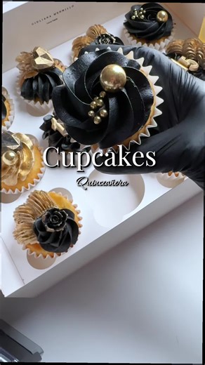 Elegant & luxury cupcakes Elegance in every detail ✨🧁 Beautifully crafted cupcakes with a luxurious and sophisticated touch. #luxurytreats #desserts #fyp #cupcakes