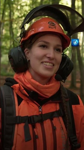 Lisa Klug arbeitet in der Forstwirtschaft – ein Bereich, der als männerdominiert gilt #tagesschau