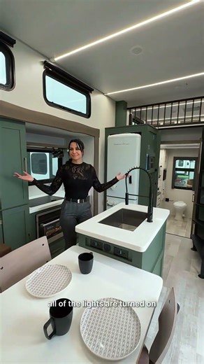 The 2025 No Boundaries RV Suite RVS3