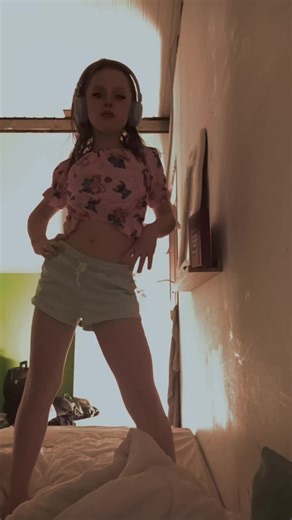 Vidéos de Inoa D'haese (@inoa.dhaese) avec original sound - Kendra Roberts