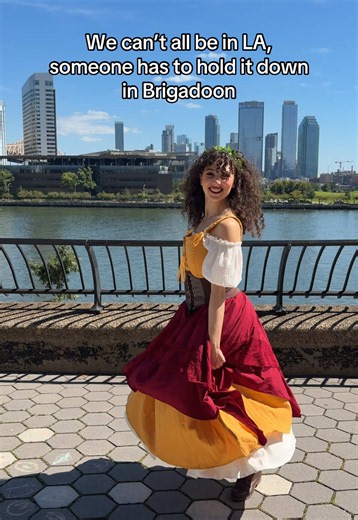 And Meg Brockie is specifically holding it down at ~the glen~ 🤭 opened BRIGADOON with JWM Theatricals in NYC this week! One more show left next week💛 #brigadoon #musicaltheatre #nyctheatre #nycactor #lernerandloewe