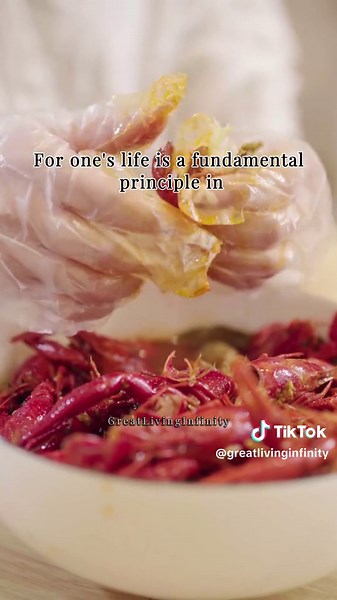 The Subtle Art of not Giving a F*ck by Mark Manson #fyp #lifelessons #longervideos