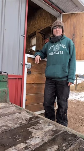 🧹🐐 Clean Barns, Happy Goats, Better Food 🐐🧹 A big part of what we do here every day is the unglamorous work—cleaning barns, refreshing bedding, and making sure our animals have dry, comfortable places to rest. Happy, healthy animals start with clean living spaces, and that care carries through everything we produce. Our goats (and all our livestock) are raised with close attention to cleanliness, comfort, and daily care—because animals that feel good live better lives, and that matters to us