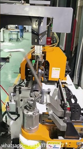 The fully automatic pipe bending machine automatically loads pipes and requires no human operation