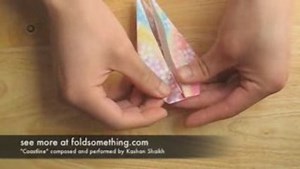 How to fold an origami cherry blossom