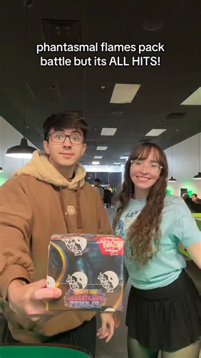 cate crespo ♡ on Instagram: "IT EXPLODED LOL SORRY 😭😭 @geekdorl #pokémon #pokemontcg #pokemoncards"