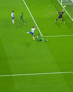 𝐔𝐧𝐬𝐭𝐨𝐩𝐩𝐚𝐛𝐥𝐞. #LALIGAHighlights | RCD Espanyol de Barcelona