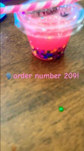 Making slime orders!🍓 #slime #glitter #craft #fun