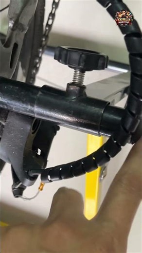 Universal bicycle paddock stand for all types of bicycles