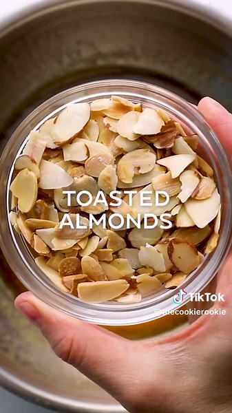 This delightful, moist honey cake recipe is so easy to make, and it’s perfectly sweet thanks to–you guessed it– real honey 🍯 I love its melt-in-your-mouth texture with just a hint of cinnamon for a warm-spiced flavor. I also love how simple it is! Click the link in bio for the full recipe! #easyrecipe #easymeals #foodblogger #foodstagram #blogger #dinnerblogger #familymeals #food #blogger #stlouisblogger #moblogger #missouriblogger https://www.thecookierookie.com/honey-cake/