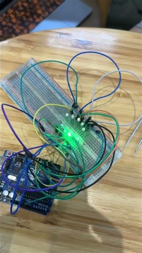 Lập trình mảng 10 led theo hiệu ứng 1 led chạy vòng quanh (1 thời điểm 1 led sáng).