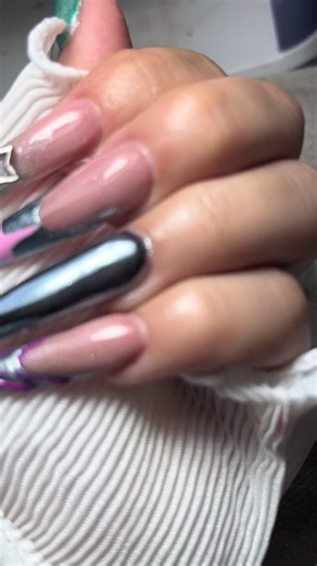 Videos de beer.griffx (@beer.griffx) con “FASHION ICON OUT JULY 24TH - ZØMB”