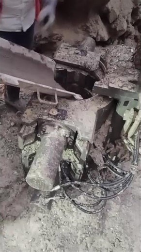 Concreting Micro Pilling #micropile #constructionchannel #construction