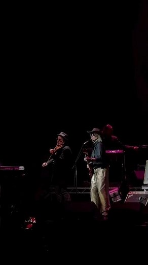 The Waterboys still deliver 🎻✨ watch them perform 'We Will Not Be Lovers' at The O2