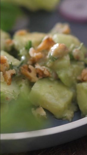 🥗 Fraîcheur garantie avec ma salade concombre – avocat 🥑🥒 : croquante et onctueuse 🌿✨