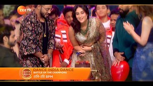 287K views · 33 shares | Bebo is definitely not forgetting this birthday!  Tune in to #ZeeTV tonight at 8 pm to watch this amazing celebration on #DanceIndiaDance - #BattleOfTheChampions. #DanceKaJungistaan #KareenaKapoorKhan #KaranWahi #Raftaar #Bosco #SarojKhan #RaceToFinale Raftaar Bosco Leslie Martis Karan Wahi Dance India Dance | ZEE TV | Facebook