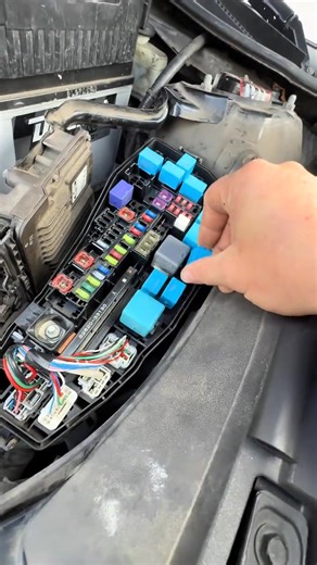 10K views · 184 reactions | 2018 #toyota Camry #nostart no #pcm #comms #relay | The check.engine | Facebook