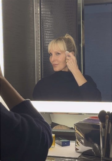 Have you tried CIRCA 1970 with beauty tools? #circa1970 #circa1970faceoil #beautytools #guasha #skincare #sensorialexperience #morningritual