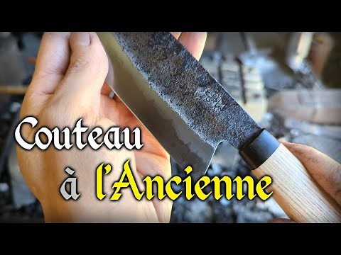 Fabrication d'un Couteau Forgé avec des Techniques Traditionnelles