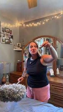 Its giving Ick! I can’t believe I am actually showing you all this! I hate cleaning my fan blades!