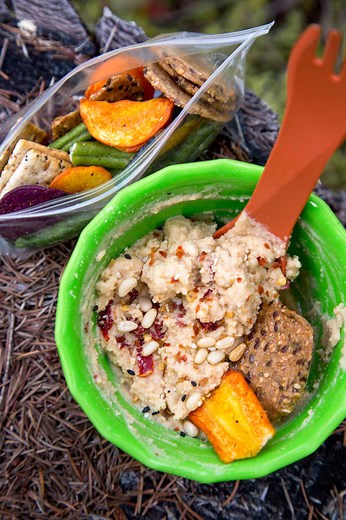 Backpacking Lunch: Hummus Bowl - Fresh Off The Grid
