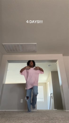 IDOL dance 🥹💜 @BTS @hobipower doing a BTS dance every day until the comeback! 4 DAYS!!! #idol #dance #bts #btscomeback #fyp