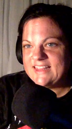 Tuesday 11/19 episode talking unhinged Thanksgiving guests as tropes Ways to listen: Spotify: https://open.spotify.com/show/7hQFchkyIWoZhyfB0rGm5e Amazon: https://music.amazon.com/podcasts/c940f054-90c9-4bf6-a2c1-4d94175b2a58/beyond-the-pages-with-alyssa-marie iHeart: https://www.iheart.com/podcast/269-beyond-the-pages-with-alys-295047020/ Pocket Casts https://pca.st/podcast/0e3b41f0-772b-013e-e0ae-0e1ab590d6db Apple Pod: https://podcasts.apple.com/us/podcast/beyond-the-pages-with-alyssa-marie/i