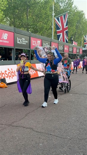 1.4M views · 14K reactions | Today we broke the Guinness World Records for the most finishers at a marathon.  Every finisher played their part as always, down to these final three on The Mall.  Well done Emily, Carl and Bonnie ❤️ #LondonMarathon | TCS London Marathon | Facebook