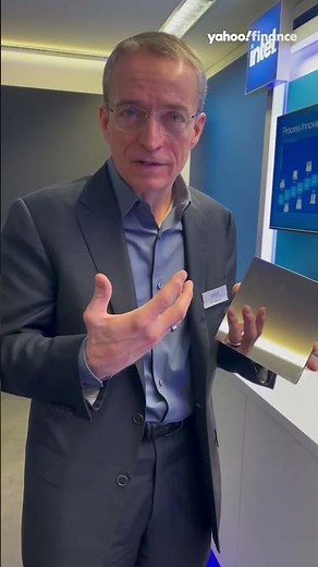 Intel CEO talks EUV mask