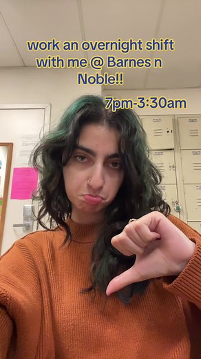 A Day in the Life of a Barnes and Noble Employee