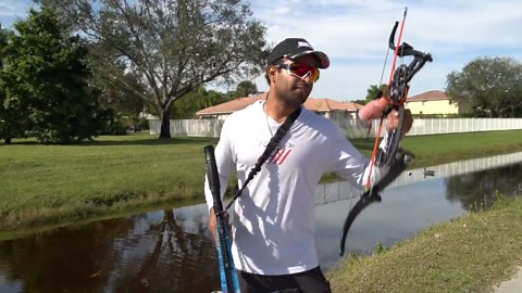 We Hunted Invasive Iguanas and Fish With a Crossbow