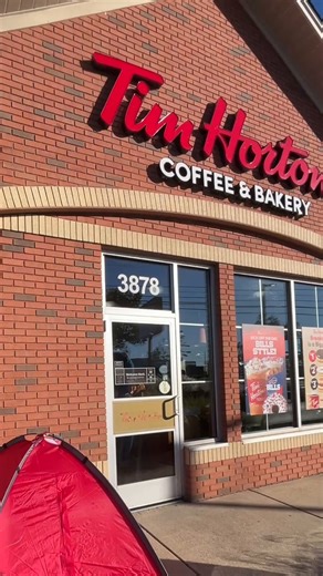 Early Buffalo gets the Tims | Tim Hortons Cafe and Bake Shop