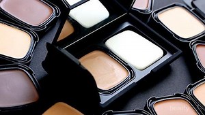 4 Pilihan Compact Foundation Terbaik