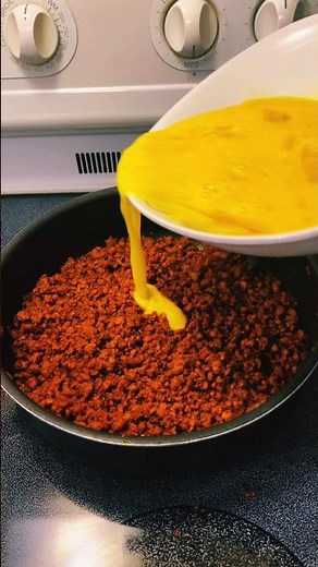 3-Ingredient Mexican Chorizo & Eggs Recipe #shorts #chorizorecipe #3ingredientrecipe