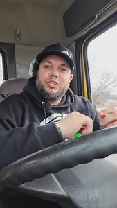 8.6K views · 4.6K reactions | ¿Eso quieren creer algunos? #ajtrucker #camioneros #latinos #owneroperator #companydriver #elchoferito | AJ Trucker | Facebook