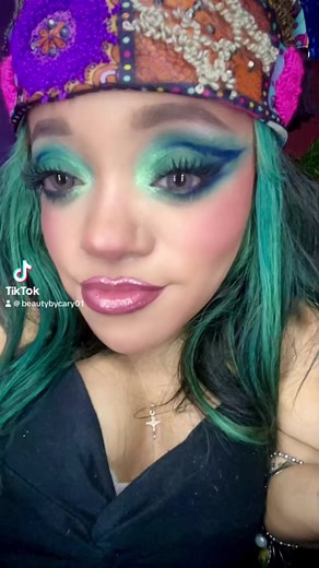 Mermaid 🧜🏼‍♀️ inspired eye makeup Lunar Beauty Siren Sunset palette Huda Beauty Huda Boss 1 Coat Wow Extra Volumizing and Lifting Mascara @lunarbeauty Lunarversal Setting Powder NYX Professional Makeup Line Loud Longwear Lip Liner - Magic Maker tarte cosmetics Maracuja Juicy Lip Plump - Rose #beautybycary #lunarbeauty #sirensunsetpalette #hudabeauty #1coatwowmascara #nyxcosmetics #tartecosmetics #maracujajuicylipplump | Beauty by Cary