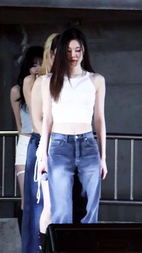 Seongbukcheon Event Dance Team Memories Crew Little Idol Jihye Girls' Generation Into the New Wor...