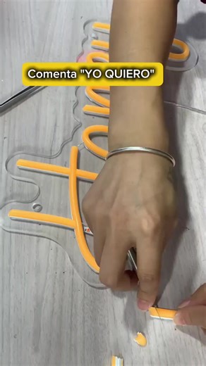 Trabajas duro y aun así no alcanza. Tener una habilidad que se pueda vender desde casa es la diferencia entre miedo y tranquilidad. Aprende Neón Flex con método, sin títulos ni talleres caros, y crea una fuente real de ingresos. Comenta YO QUIERO y recibe la info. #Emprender #IngresosExtras #NeonFlex #LetrerosNeon