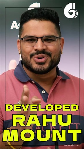 Personalized Insights from Paid Palm Reading