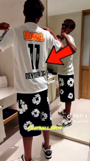 Lamine Yamal vs Neymar Jr: A Football Legend Showdown