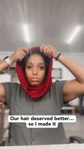 The Stylish Scarf That Finally Beats the Rain