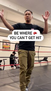 📌 D 💀 ZONES Go where you can’t be hit. These angles is what makes this sport a game of chess. You can predict what’s next and force positions on your opponent by playing with these zones. Every offense and defense should be with the intention to end up in these zones so you can have the most advantage. You get to those zones in a fight by drilling muscle memory of always stepping with your punches and stepping with your head movement. Footwork is king. 🥊 Join me at QB Online for $5 monthly or