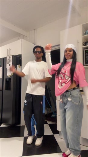 Dance Tutorials with Alonso Pickard and Friends