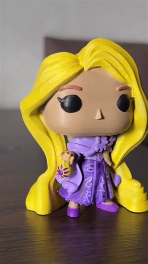 Para quem pediu, lançamos a Rapunzel e o pascal à venda!💜🌞 Aproveitem o cupom de R$10,00 por tempo limitado 😅