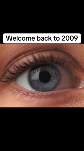Welcome back to 2009,what year should I do next?#nostalgia #fyp #2009 | start up